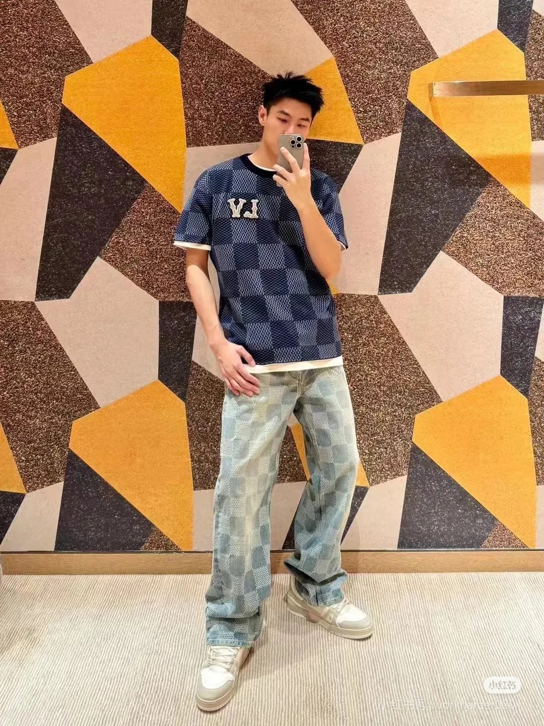 Model picture